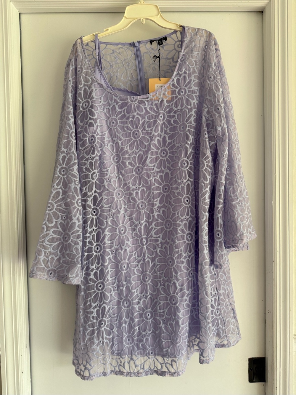 NWT Smak Parlour Lilac Floral Lace Women's Mod Bell Sleeve Dress